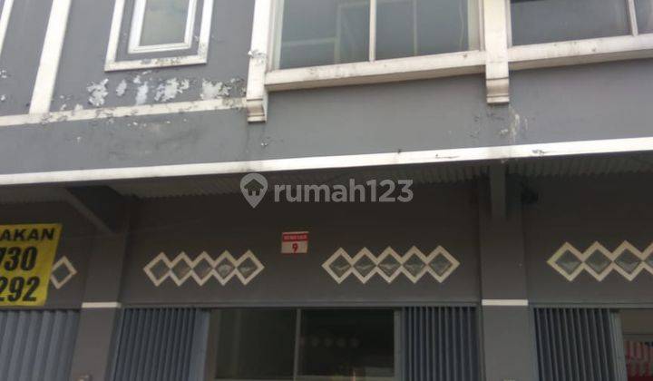 Ruko 3 Lantai, Cocok Untuk Kantor Atau Tempat Usaha di Loji 1