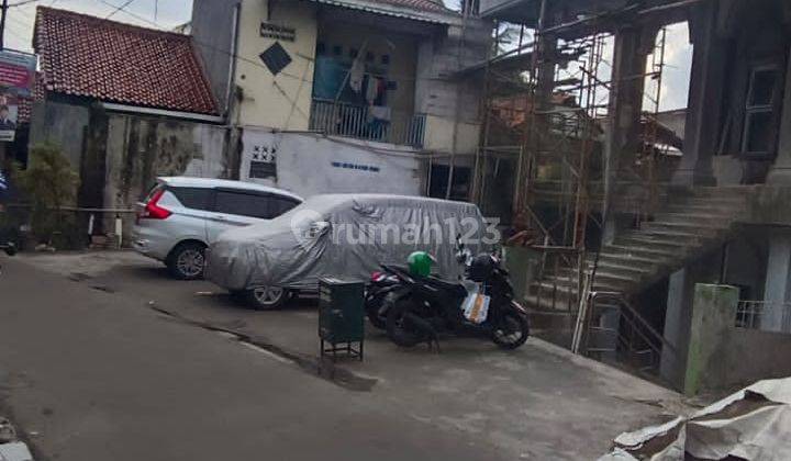 Rumah 2,5 Lantai, Dekat Jalan Raya, Murah Meriah di Tajur 2