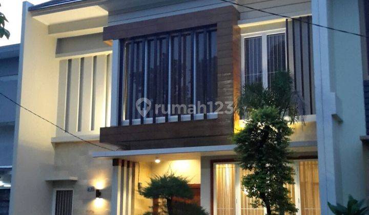 Rumah Modern Minimalis Bagus 2lantai di Kencana Loka 2 Ext Bsd 2