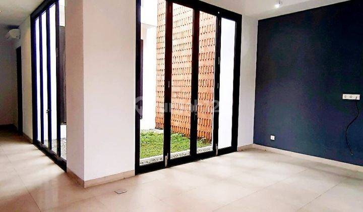 Rumah minimalis 2lt, lux di jl Ciawi deket ke SCBD 8