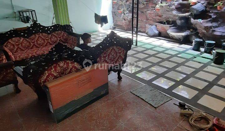 Rumah 2lt di Kompleks Perdagangan Cileduk 2