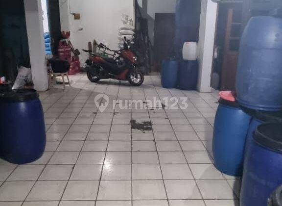 Rumah di Menteng Jakarta pusat Bagus siap huni harga nego 2