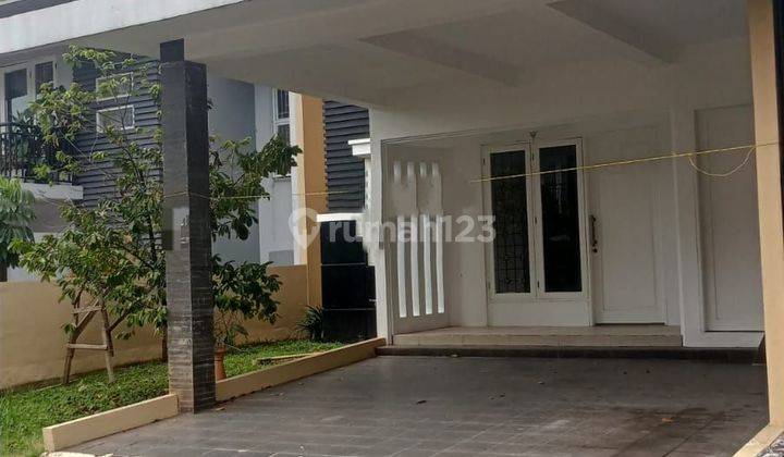 Rumah di Legenda wisata Cibubur 2 Lantai Bagus siap huni  1