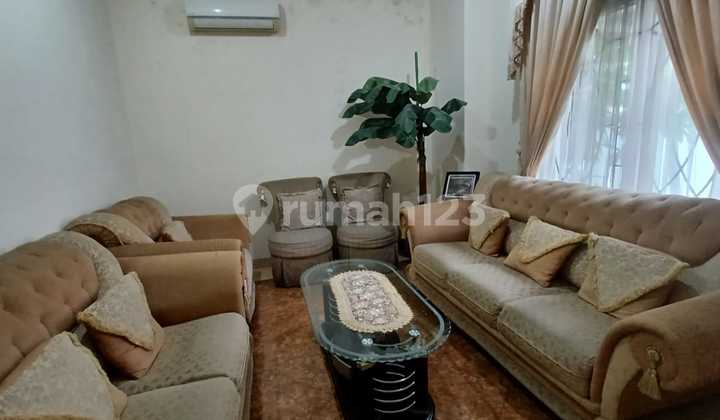 Dijual Atau Disewakan Rumah Raffles Hills Cibubur Mewah Siap Huni 2