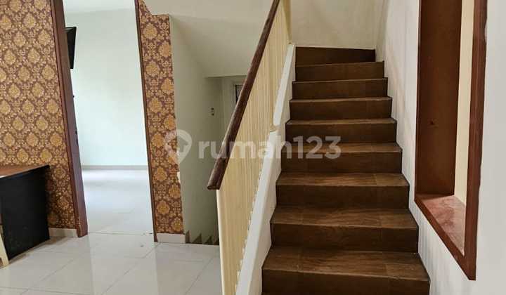 Quick Sale: Fully Renovated Ready-to-Occupy House in Legenda Wisata Cibubur 2