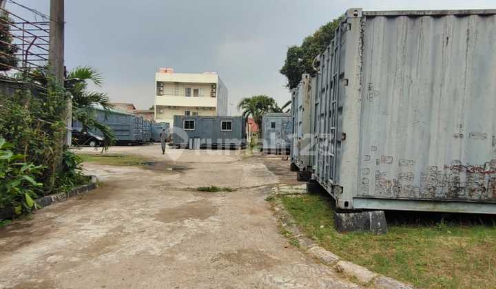 Warehouse Office for Sale in Jatisampurna, Strategic Area, Ready to Use