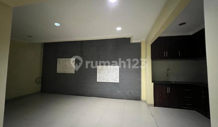 For Sale House in Kp Rambutan, East Jakarta 2