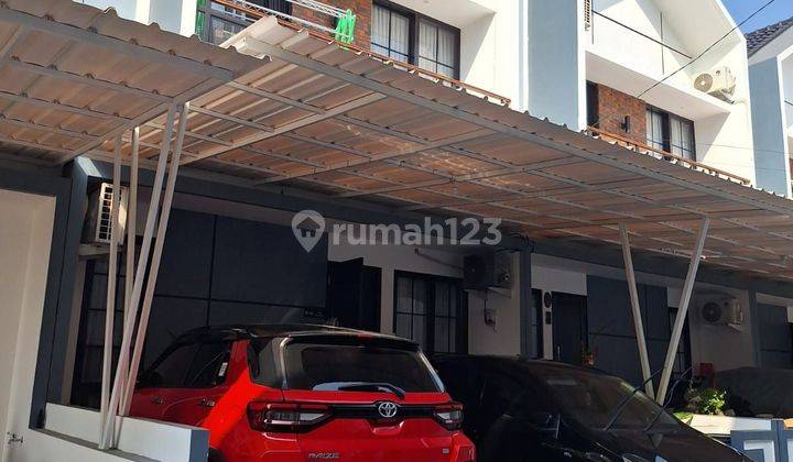 Rumah Dijual Cilangkap Jakarta Timur Dua Lantai Furnish Strategis Harga Nego 1