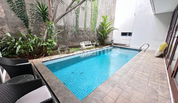 Dijual Rumah Mewah Kemang Jakarta Selatan Siap Huni Minimalis Dua Lantai 2