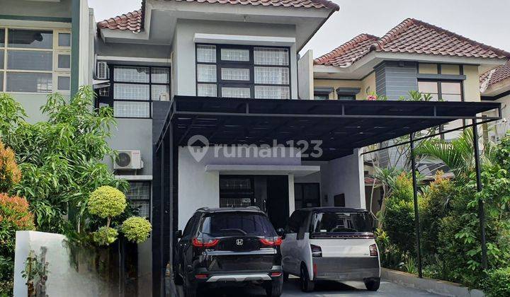 Rumah Legenda Wisata Cibubur Dua Lantai Dekat Akses Tol Strategis  1