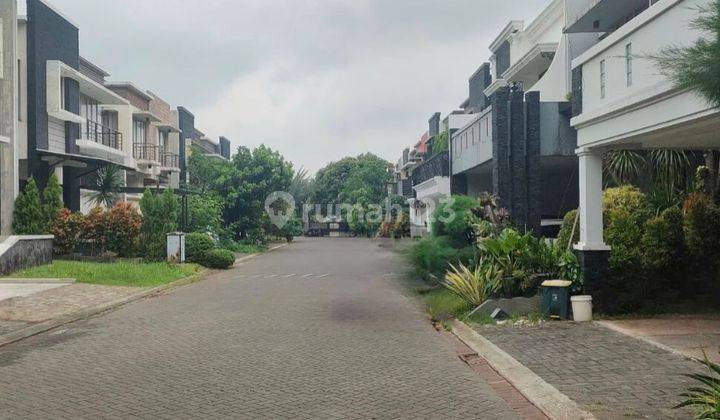 Rumah Raffles Hills Cibubur Mewah Siap Huni Strategis Dekat Akses Toll 2