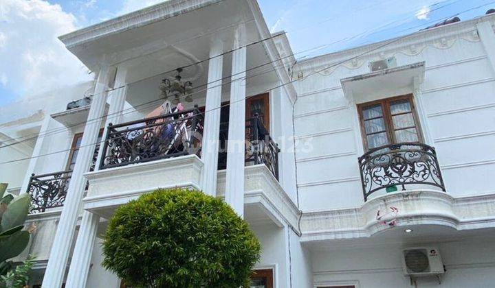 Rumah Dijual Classic Mewah Siap Huni Jagakarsa Jakarta Selatan Dekat Akses Toll