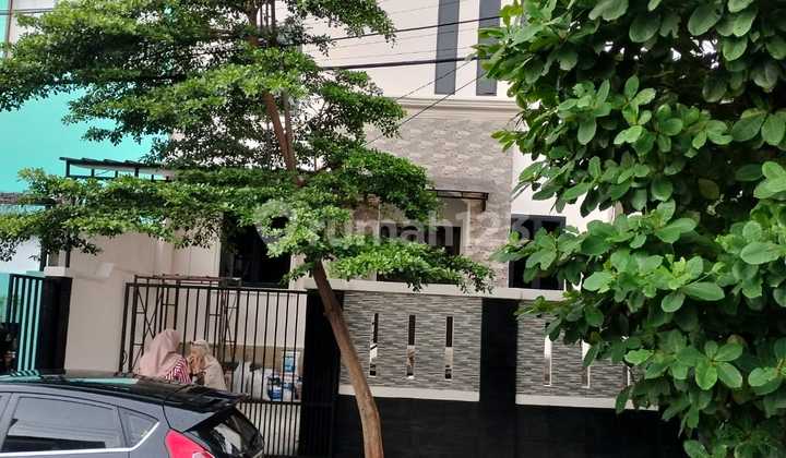 Rumah Dijual Bukit Golf Riverside Cibubur Boulevard Dua Lantai Siap Huni Rumah Dijual Bukit Golf Riverside Cibubur Boulevard Dua Lantai Siap Huni