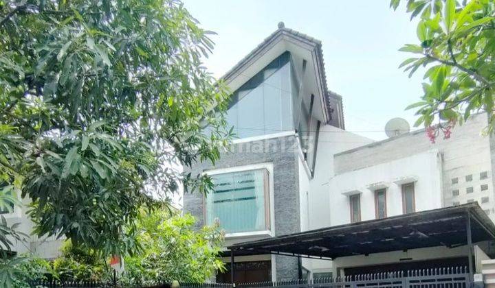 Rumah Dijual Cepat Raffles Hills Cibubur Dua Lantai Siap Huni  1