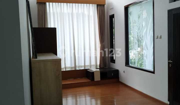 Rumah 2 Lantai Buah Batu 2