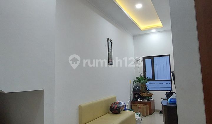 Rumah Kost 2 Lantai Siap Huni Rumah Kost 2 Lantai Siap Huni