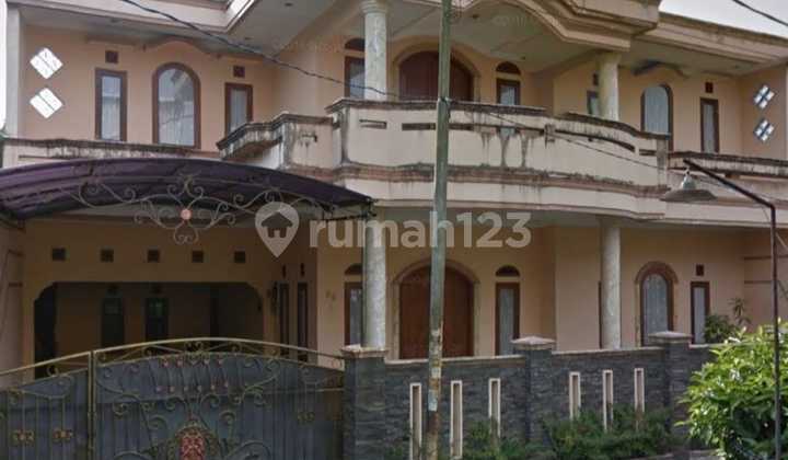 Rumah 2 Lantai di Komplek Kopo Bandumg