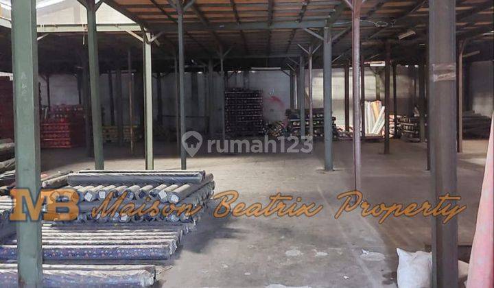 Dijual Cepat Gudang Strategis Pinggir Jalan Raya Di Cimone Raya 5