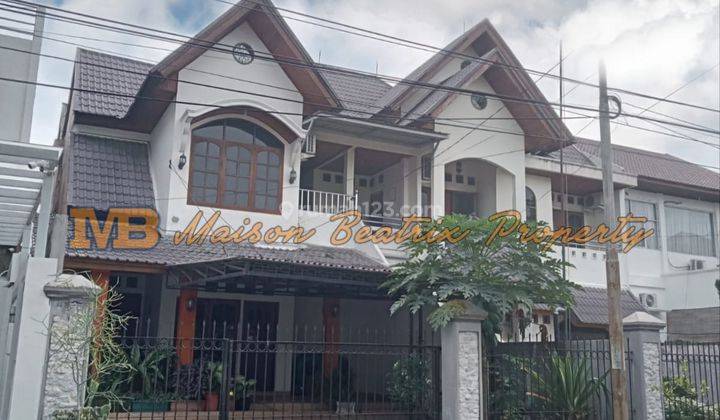 Disewakan Rumah Bagus Semi Furnished Lokasi Nyaman Dan Strategis  1