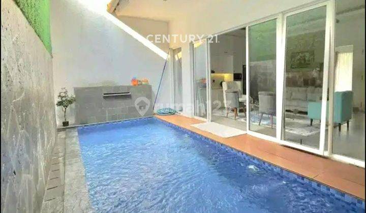 Rumah Siap Huni Dengan Kolam Renang Di Kebayoran Residence 6580  1