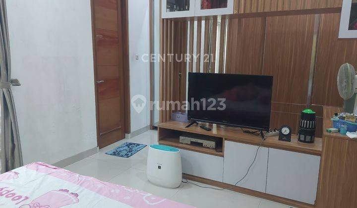 Rumah Cantik Dan Terawat Siap Huni Di Graha Raya 7346  2