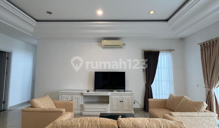 Langka Rumah Furnish Ada Swim Pool Dekat Kawasan Bisnis De Park