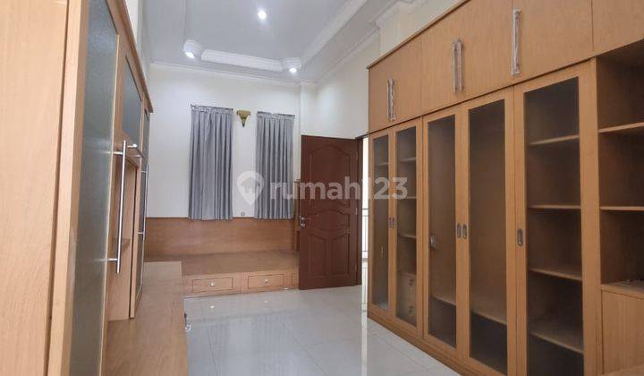 Jarang Ada Rumah Mewah 3 Lt. Modernland Tangerang 2