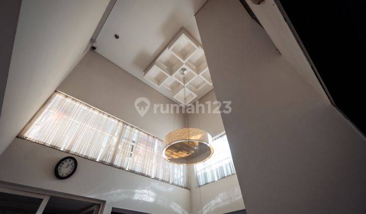 Dijual Cepat Rumah Split Level Hoek Grand Puri Grisenda Pik 2