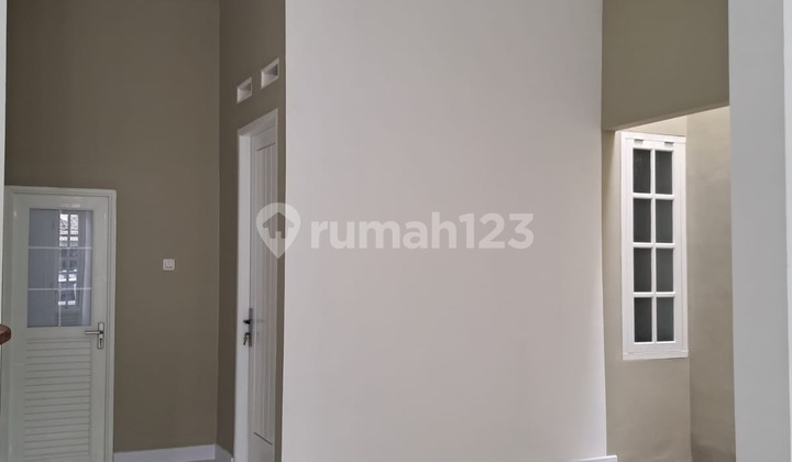 Rumah Bagus Dekat Kawasan Kuliner & Pendidikan di Griya Loka BSD 2
