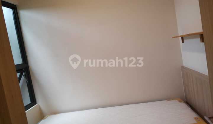 Rumah Dekat Kawasan Kuliner, Sekolah di Tanakayu Svadhi BSD City 2