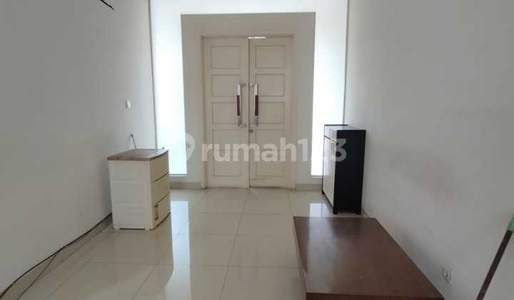 House Near Culinary Area, Education in Goldfinch Cluster House Near Culinary Area, Education in Goldfinch Cluster