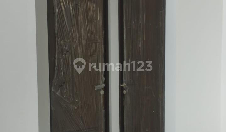 Corner House Near Toll Access, Commuter Train & Campus in Citra Garden Serpong 2