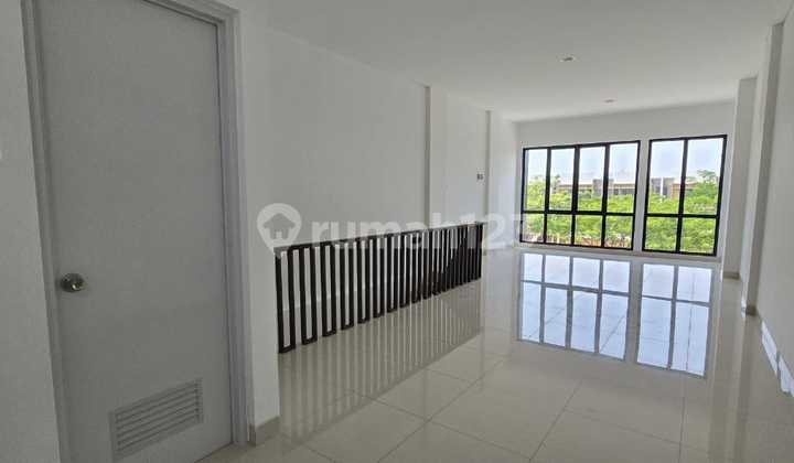 Ruko 3 Floors at an Attractive Price in Greenwich Business Park, BSD City 2