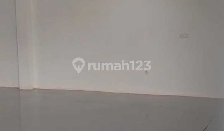 Good Warehouse with Office, Already Epoxy, 20 Ft Access in Pagedangan Tgr