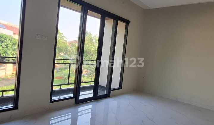 Rumah Tipe Hoek Dekat Sekolah, Akses Tol Villa Melati Mas  2