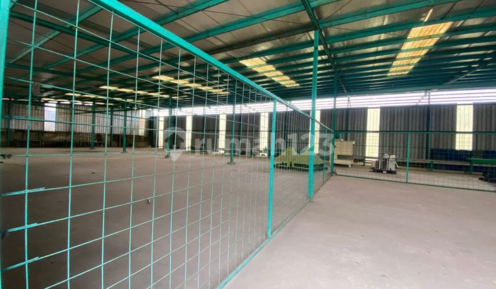 Warehouse with Several Buildings 40 Ft Access in Mauk Tangerang