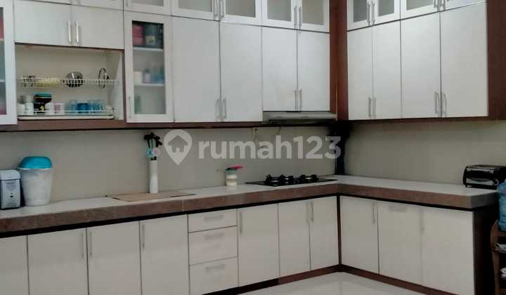 Rumah Dekat Kawasan Pendidikan & Akses Tol di The Eminent Precia