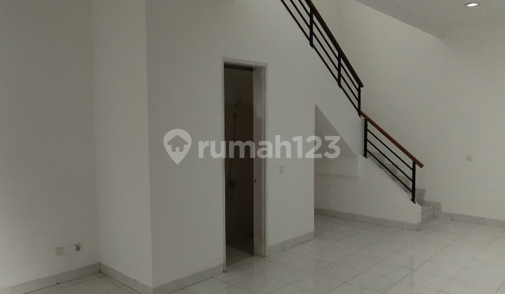 House Near Culinary Area &amp; Golf Cluster Topaz PHG Gd Serpong 2