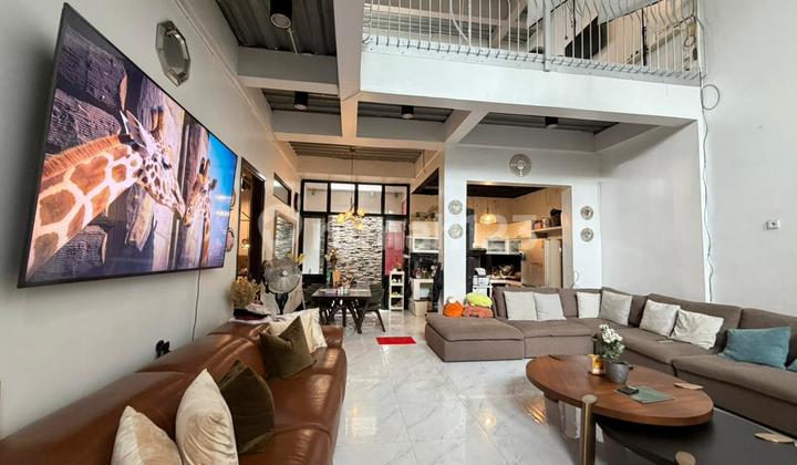 Rumah Modern Classic Dekat Akses Tol di Nusaloka BSD City