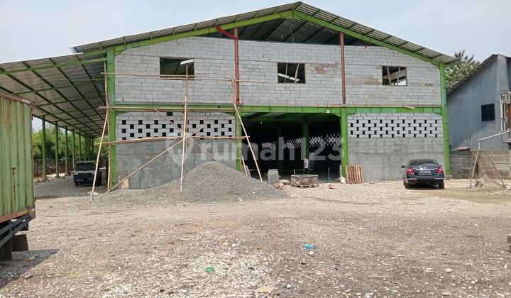 Gudang Baru Full Bangunan Ada Lift di Cikupa Tangerang