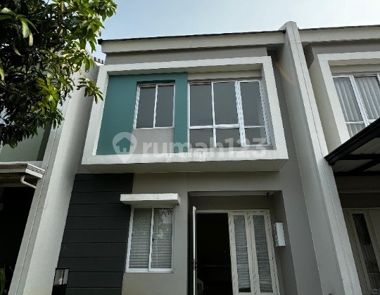 Rumah Dekat Kawasan Kuliner Cluster Agnesi Gading Serpong