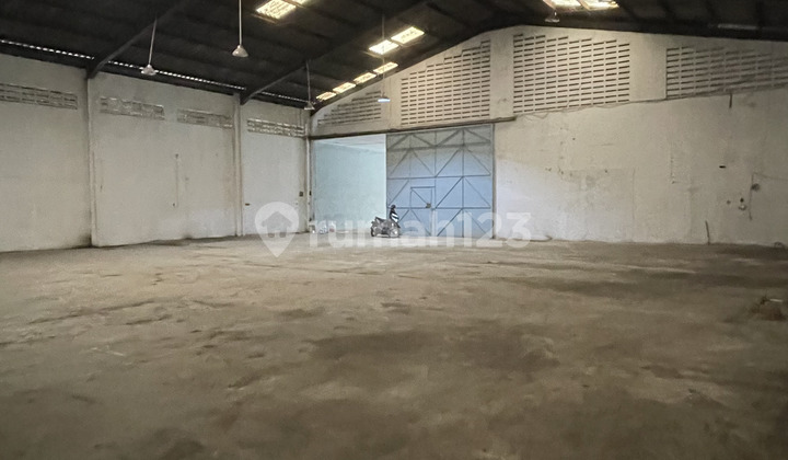 Warehouse with Office Near Toll Access in Kav Dpr Cipondoh Tangerang Warehouse with Office Near Toll Access in Kav Dpr Cipondoh Tangerang
