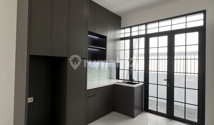 Rumah Bagus Dekat Akses Tol dan Sekolah di Kencana Loka BSD City