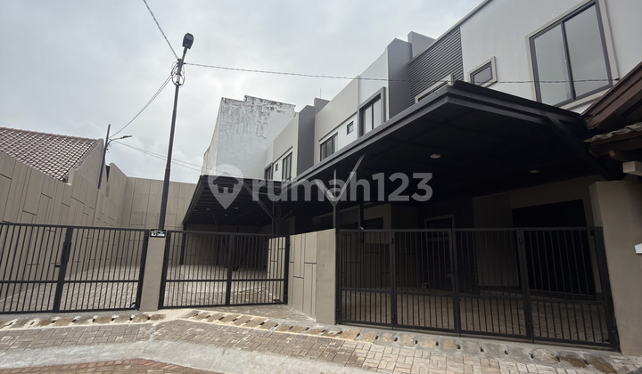 Rumah Cantik Dekat Kawasan Kuliner & Sekolah di Griya Loka Bsd 2