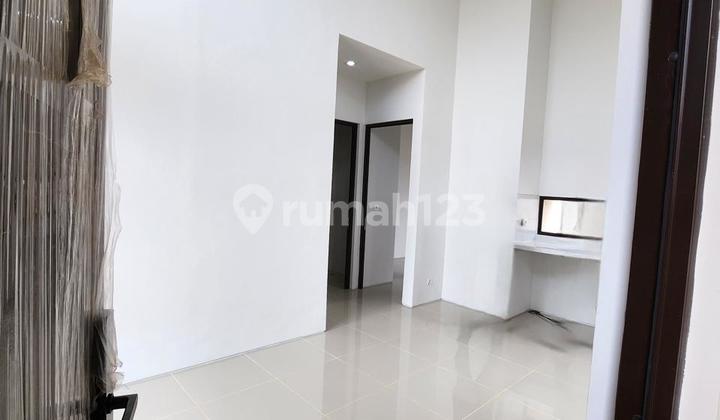 Rumah Hoek Dekat Akses Tol, KRL & Kampus di Citra Garden Serpong