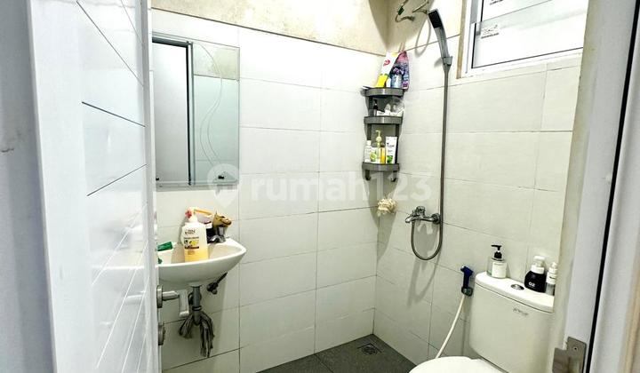 House Near Culinary Area in Atlanta Village Cluster, Serpong Building 2