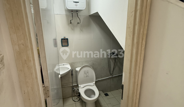 Rumah Dekat Kawasan Kuliner & Mall Cluster Chalcedony Gd Serpong 2