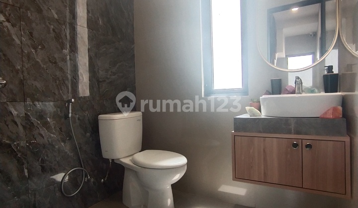 Rumah Nempel Gading Serpong Cicilan 6 Juta First Stone