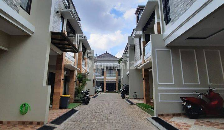 Dijual Edisi Turun Harga Rumah Ada Rooftop di Kebagusan Jakarta 2