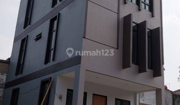 Dijual Rumah Aryawangsa Residence Pasar Minggu Jakarta Selatan 2